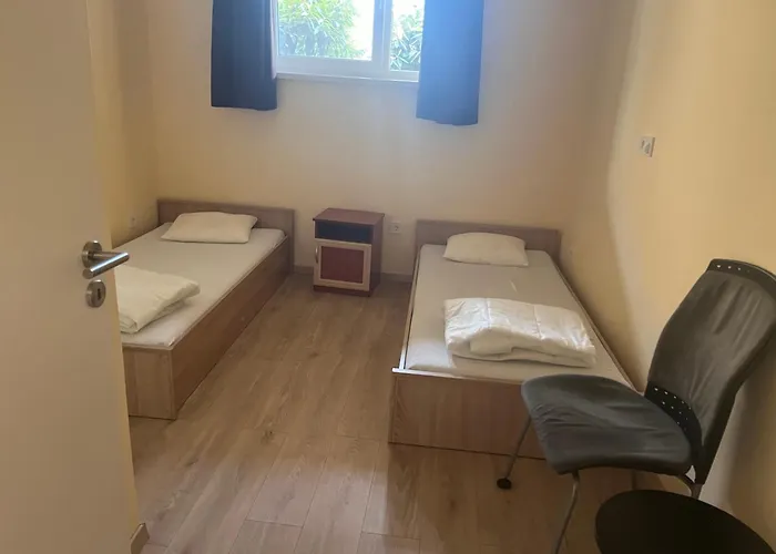Manuela Ifjusagi Hotel
